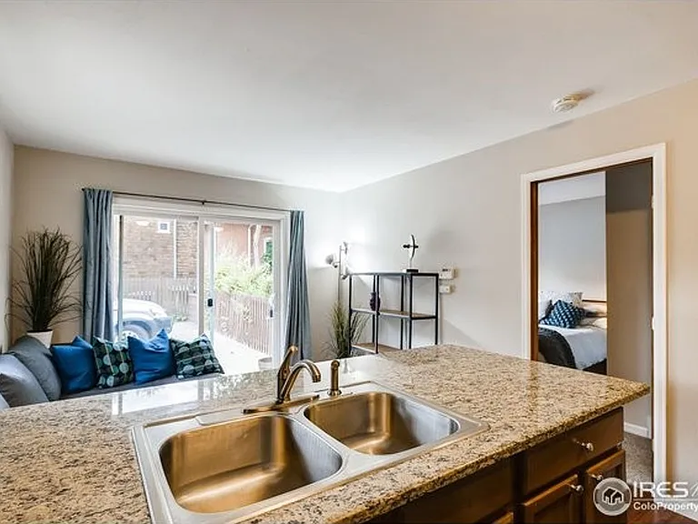 1860 Walnut St #2 — Photo 10