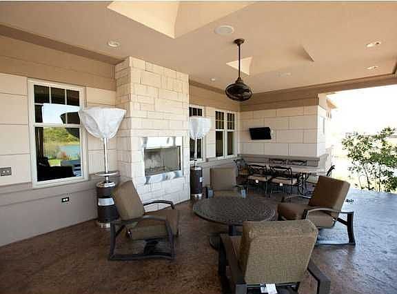 3rd image of 5844 Cypress Pointe Dr