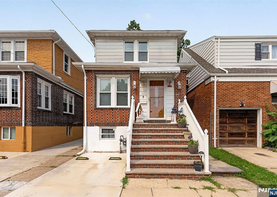 1st image of 391 Morningside Ave