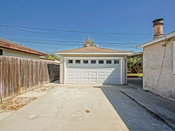 5th image of 2812 Perkins Ln