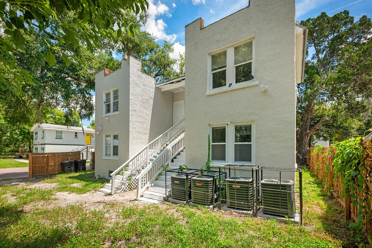 Building Photo - 3524 Boulevard #3