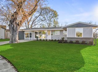 6174 Kenilwood Dr, Houston, TX 77033