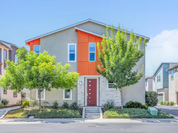 4414 Ocean Ln, Elk Grove, CA 95757