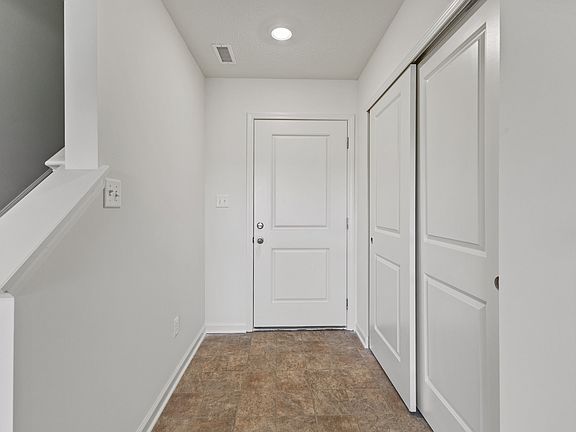4th image of 11028 Underwood Ct