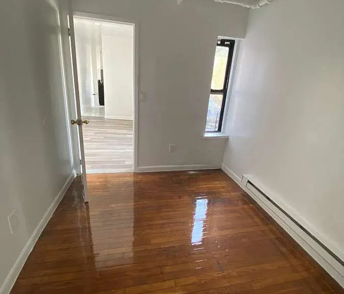 80 Linden St #1 — Photo 5