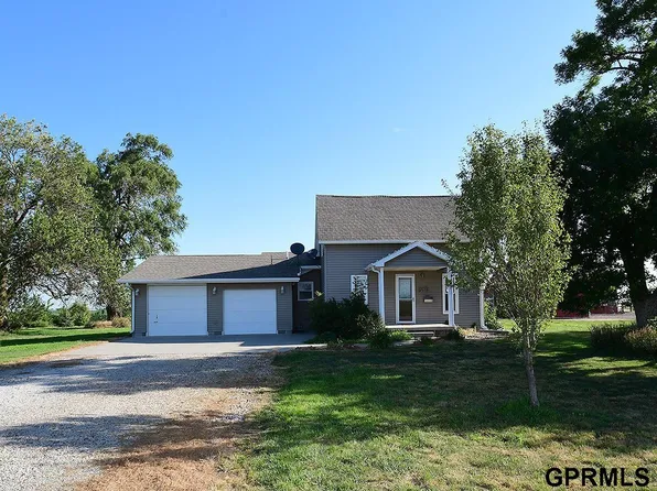 4276 Saltillo Rd, Friend, NE 68359