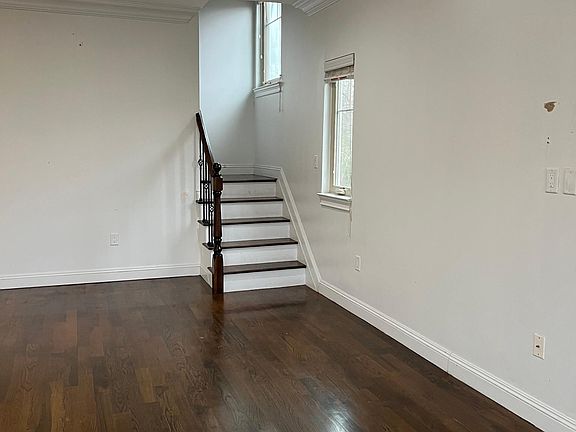 3rd image of 216 Roman Ave #2