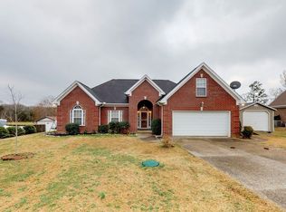 1011 Cascade Falls Dr, Murfreesboro, TN 37129