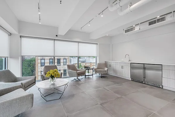 Rented by Modern Spaces | media 18