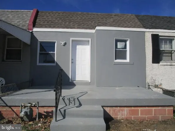 1059 Laurel Rd, Sharon Hill, PA 19079