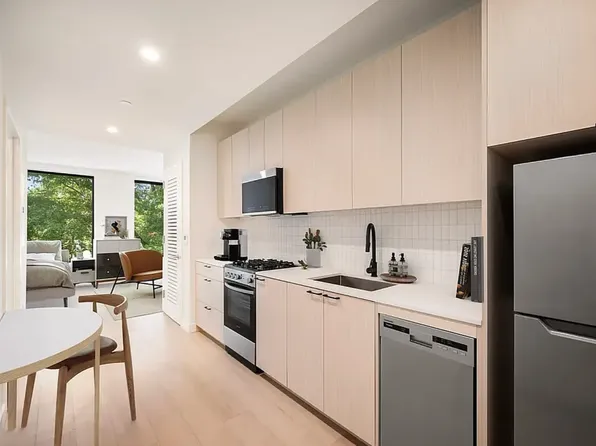 153-10 88th Avenue image 1 of 25