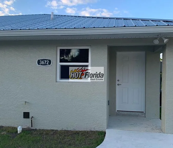 3672 Skipper Rd — Photo 1