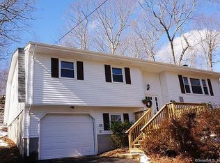 80 Society Rd, Niantic, CT 06357