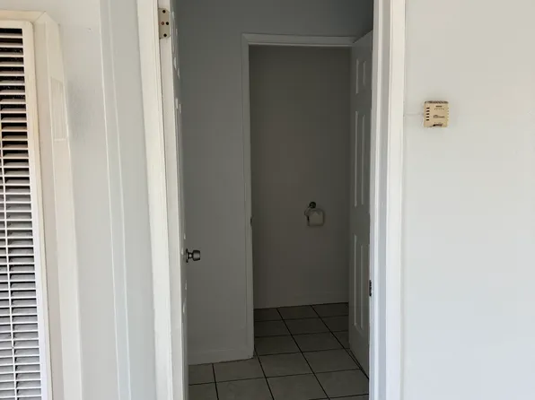 1054 E Salt Lake St APT 4, Long Beach, CA 90806
