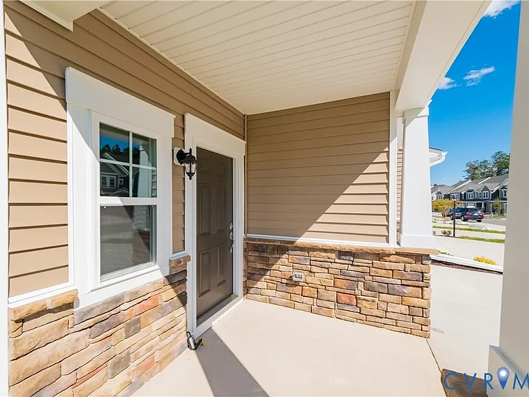 18372 Palisades Ct — Photo 41