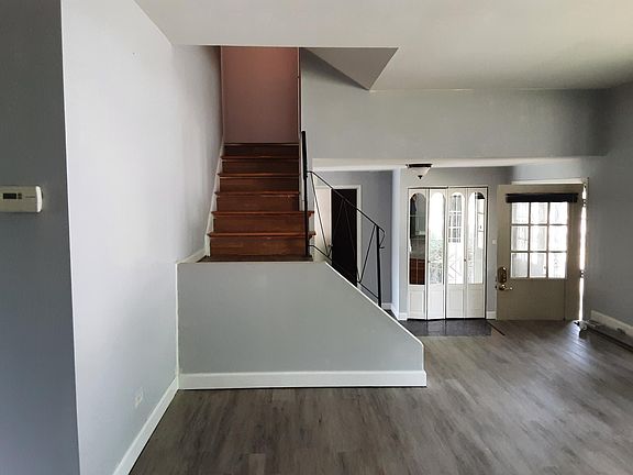 5th image of 548 N Ashbury Ave