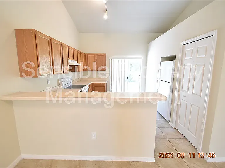 7413 Canterbury St — Photo 7