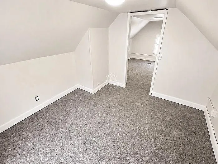 885 Brown St #1 — Photo 2