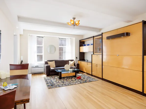 405 West 23rd Street image 1 of 8