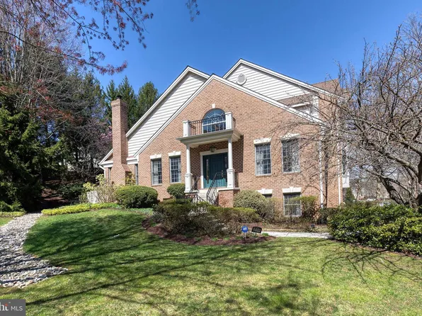 6402 Cloister Gate Dr #6402, Baltimore, MD 21212