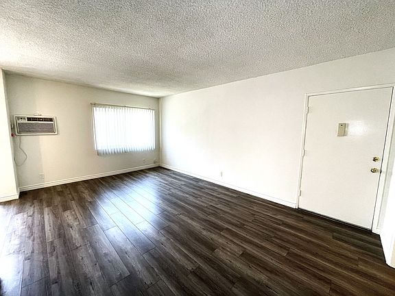 4th image of 3311 Bagley Ave APT 9