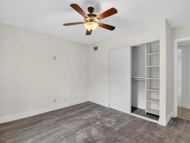 208 Foxtail Dr #B2 — Photo 17