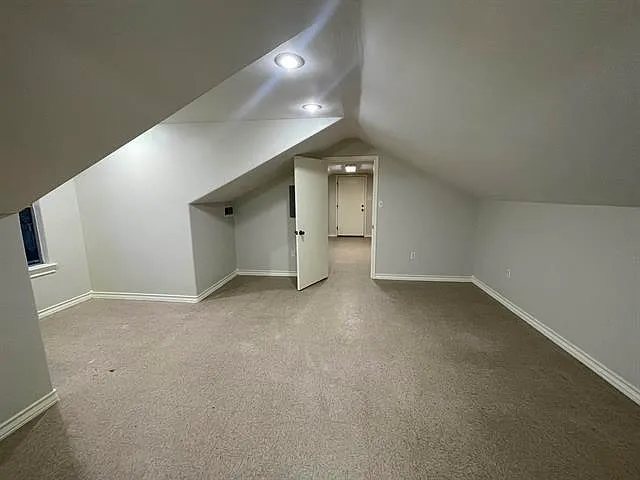 2202 Okane St #10 — Photo 7