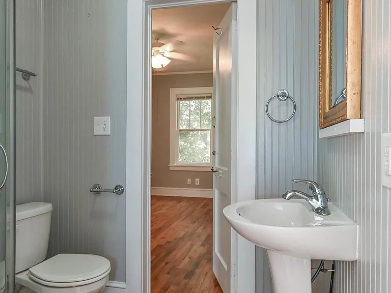 1095 Oconee St — Photo 25
