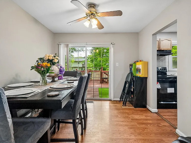 13911 Mapledale Ave — Photo 6