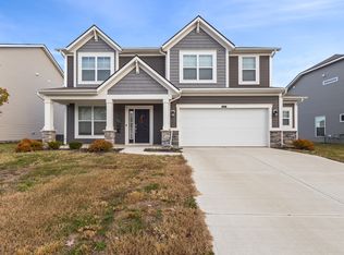 6926 Wheatley Rd, Whitestown, IN 46075