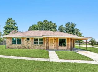 2104 Paul Dr, Meraux, LA 70075