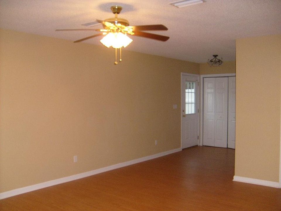 2nd image of 241 Timber Ridge Dr