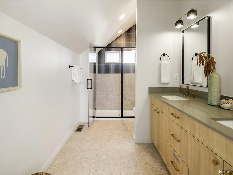 4825 W 10th Ave — Photo 17