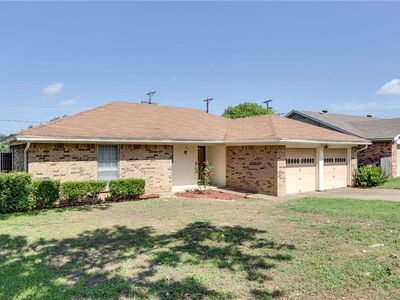 1128 Fox River Ln, Fort Worth, TX, 76120
