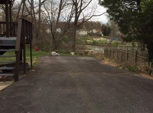 1308 Columbia Rd, Woodbridge, VA 22191