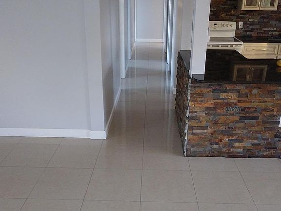 3rd image of 2111 Leewood Blvd