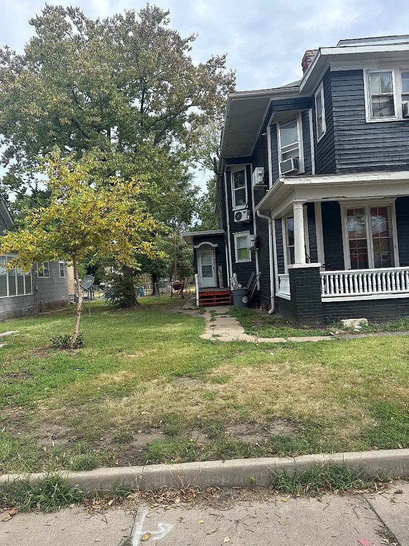 16 W 10th Ave - Unit 3 — Photo 1