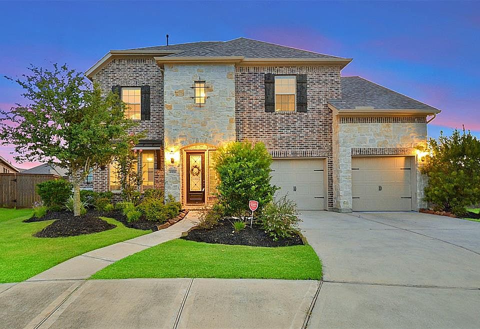 1st image of 23711 Oakdale Cliff Ct