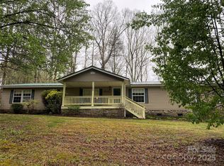3213 Piedmont Rd, Morganton, NC 28655