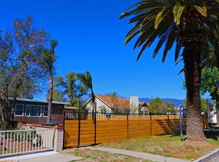 8280 Emerald Ave, Fontana, CA 92335