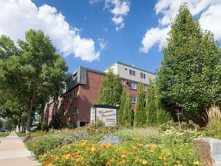 Winchester & Browning Apartments — Photo 1