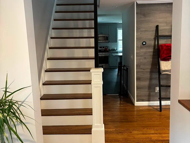 61 Sheridan St — Photo 4
