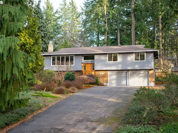 16086 Winston Dr, Oregon City, OR 97045