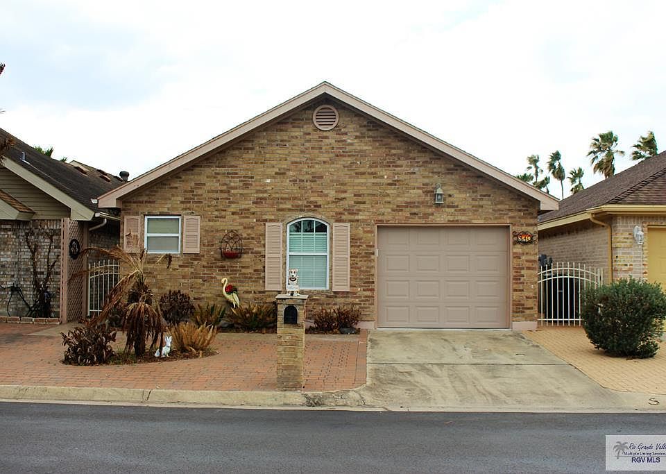 1st image of 310 Heather Dr #8