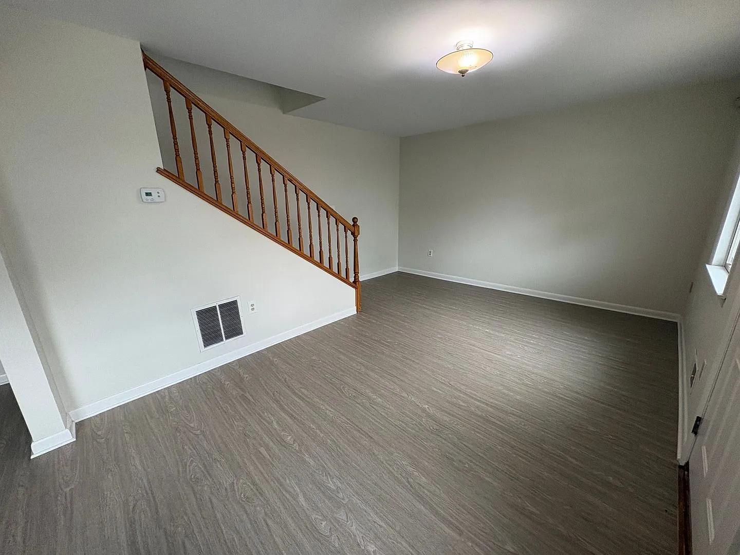 4715 Harford Rd — Photo 2