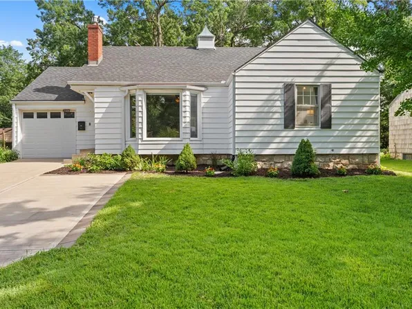 2508 W 47th Ter, Westwood, KS 66205