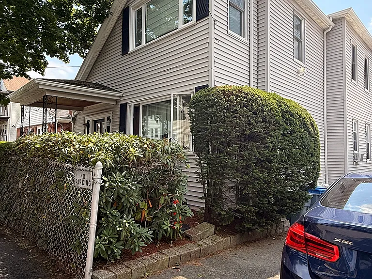 9 Almont St #2 — Photo 34