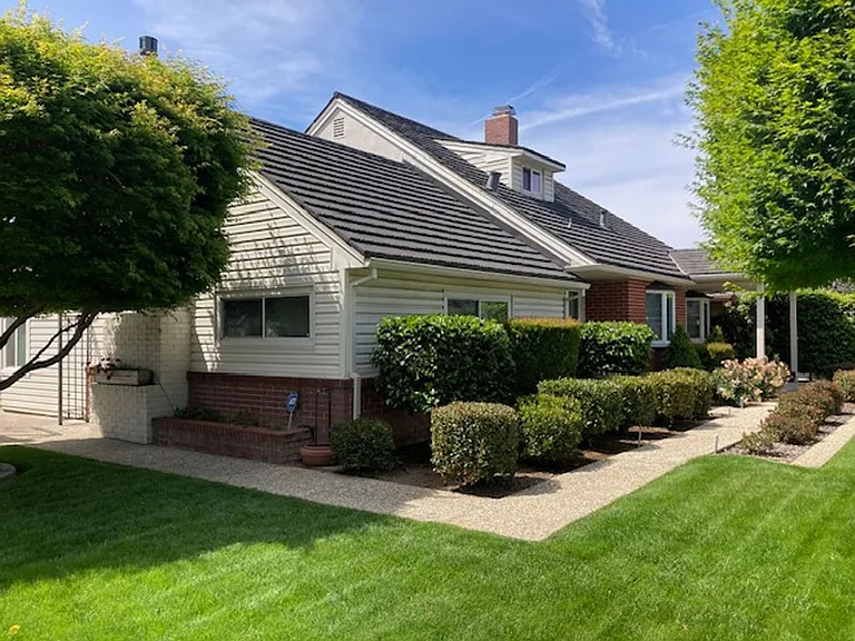 1599 San Gabriel Way — Photo 3