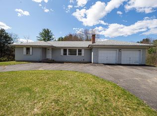 18 Curtis Rd, Hampton Falls, NH 03844