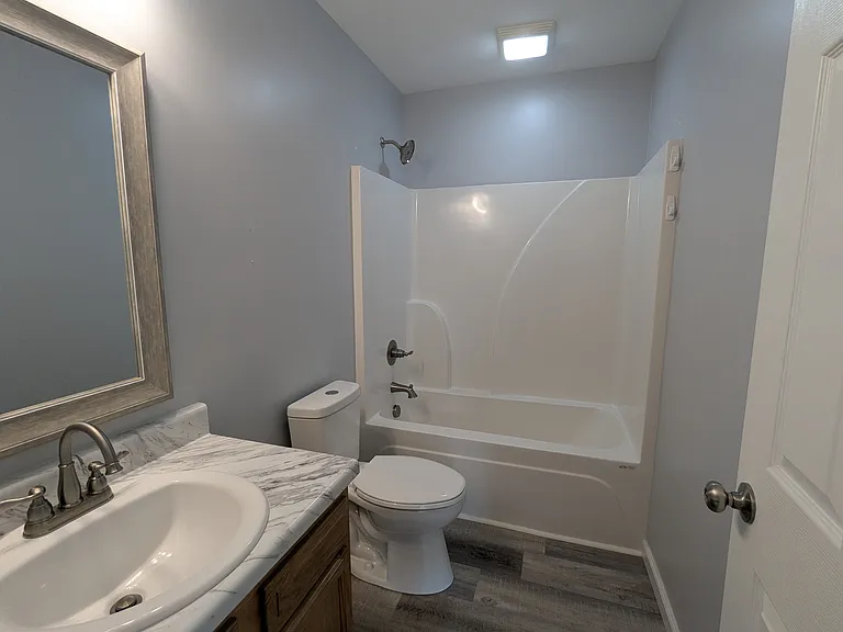 80 Sunrise Ln — Photo 3